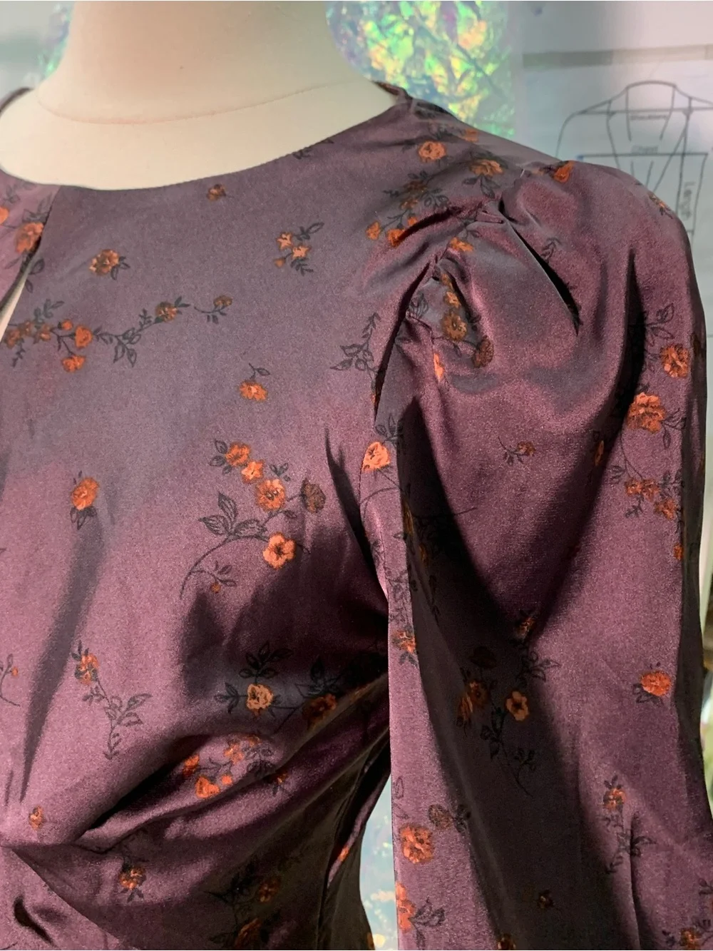 ASTR The Label Womens Bishop Sleeve Twist Floral Top Size XS Floral Peasant Dark